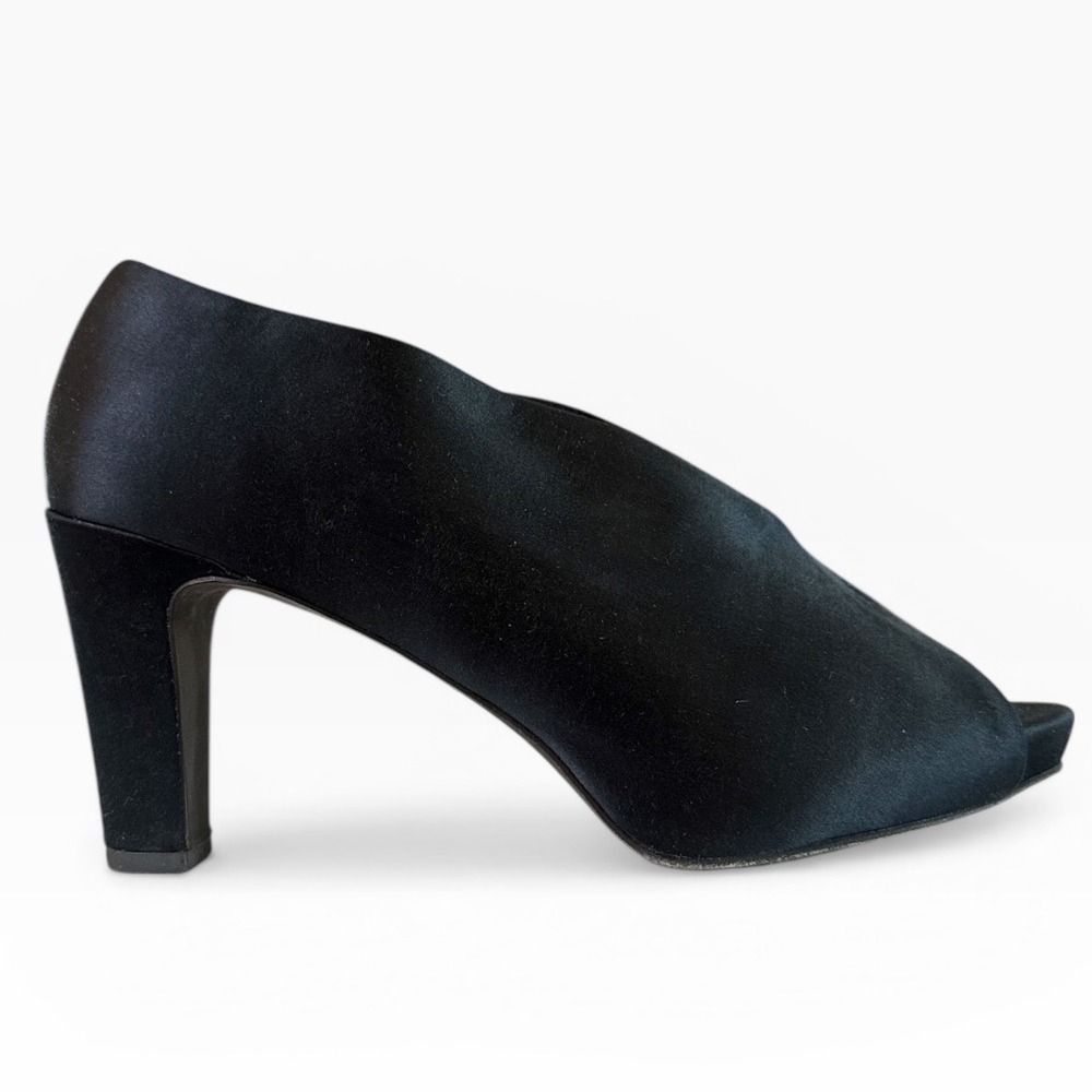 Eileen Fisher Peep Toe Heels Size 8.5